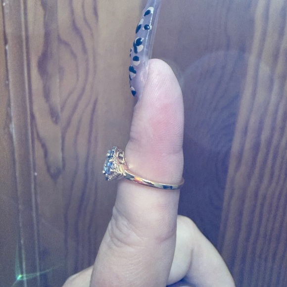 Le Vian Aqua/Tanzanite Ring 1/6 ct tw
Diamonds 14K Gold size 6 1/2 rare - Picture 4 of 6